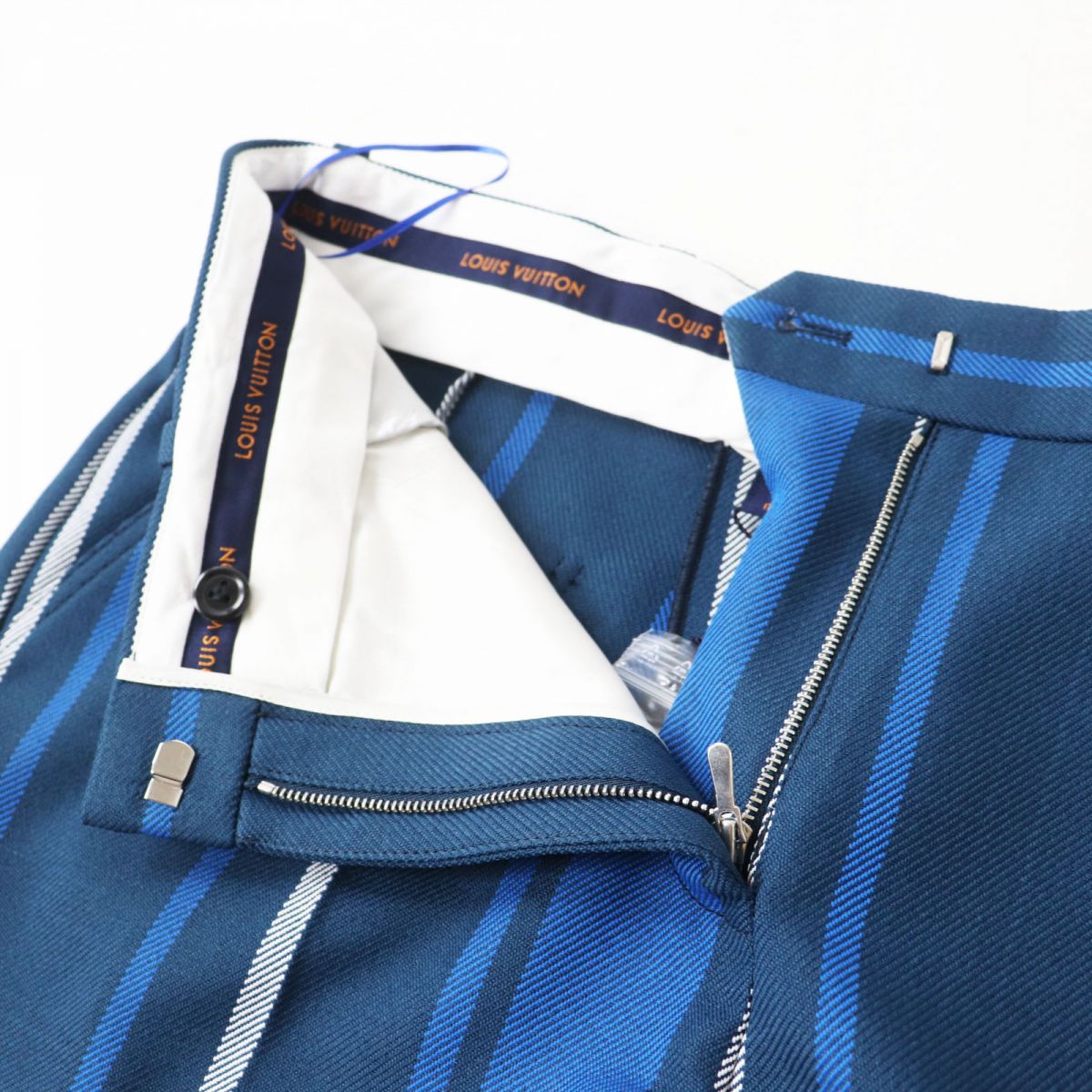 Louis Vuitton tern 38 Blue Apparel