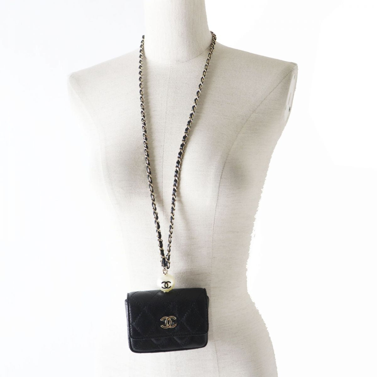 Chanel Pochette Caviar skin Black Clutch Bag
