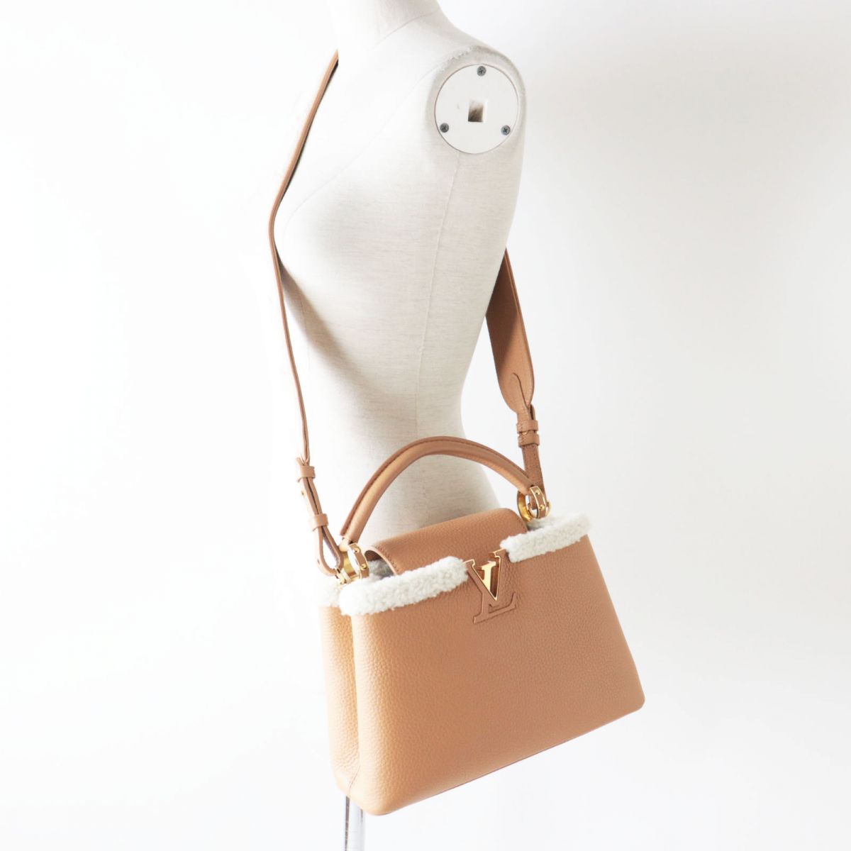 Louis Vuitton M59267 Taurillon Clemence Capusine BB Leather Beige Hat