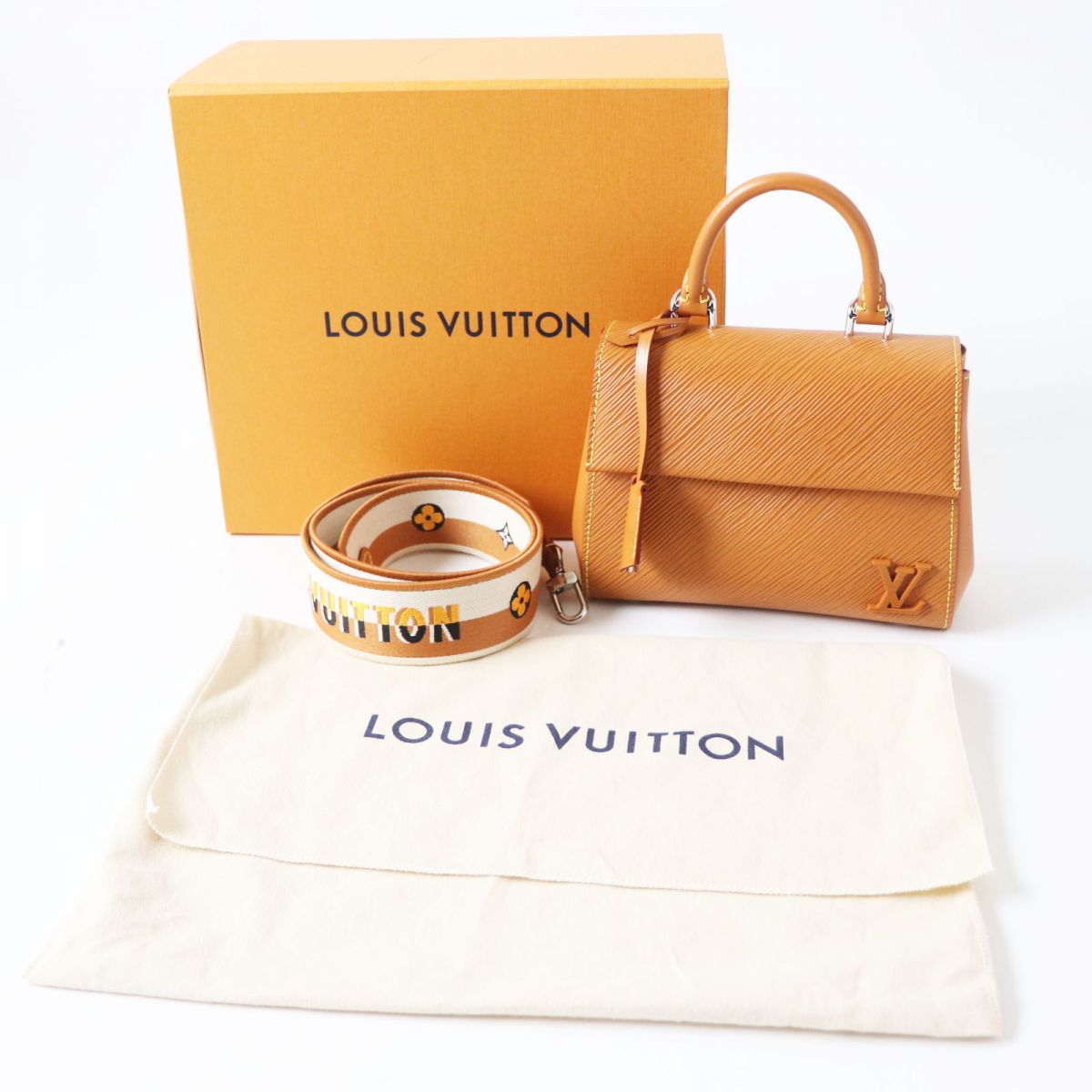 Louis Vuitton M54168 Epi golden honey Cluny Leather Shoulder Bag