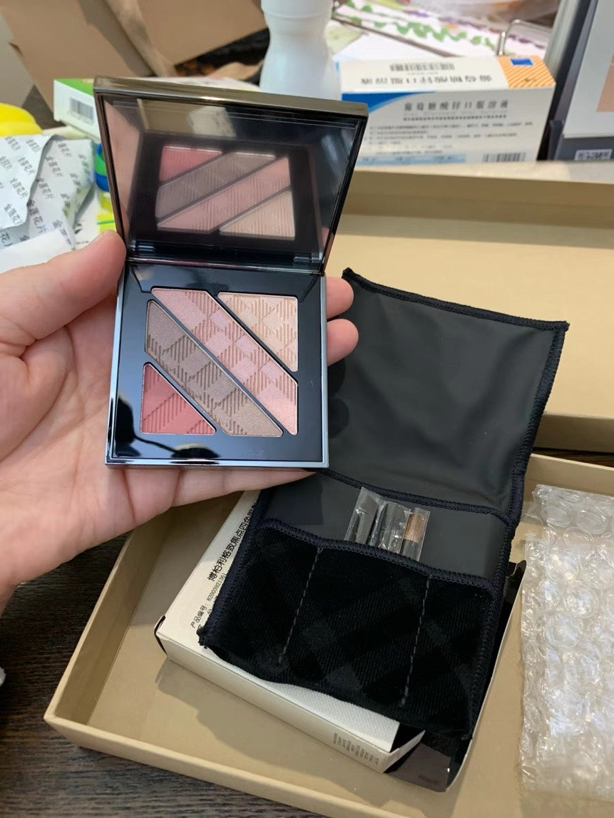 Burberry Luxury Complete Eye Palette Rose Handbag Pink Travel Bag