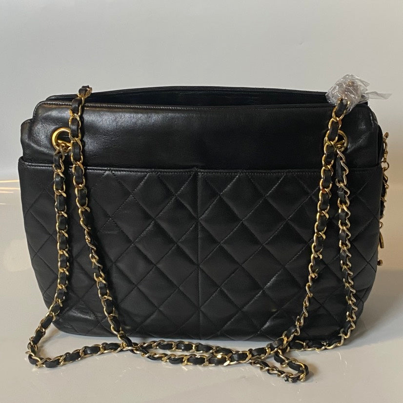 Chanel   Quilted Black Shoulder Bag