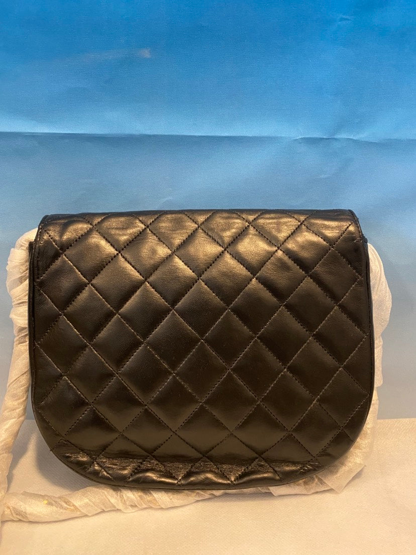 Chanel Quilted Black Leather   Crossbody Bag