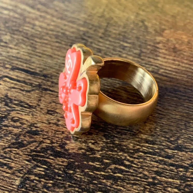 Chanel Gold Clover Ring with Pink Enamel Flower Size