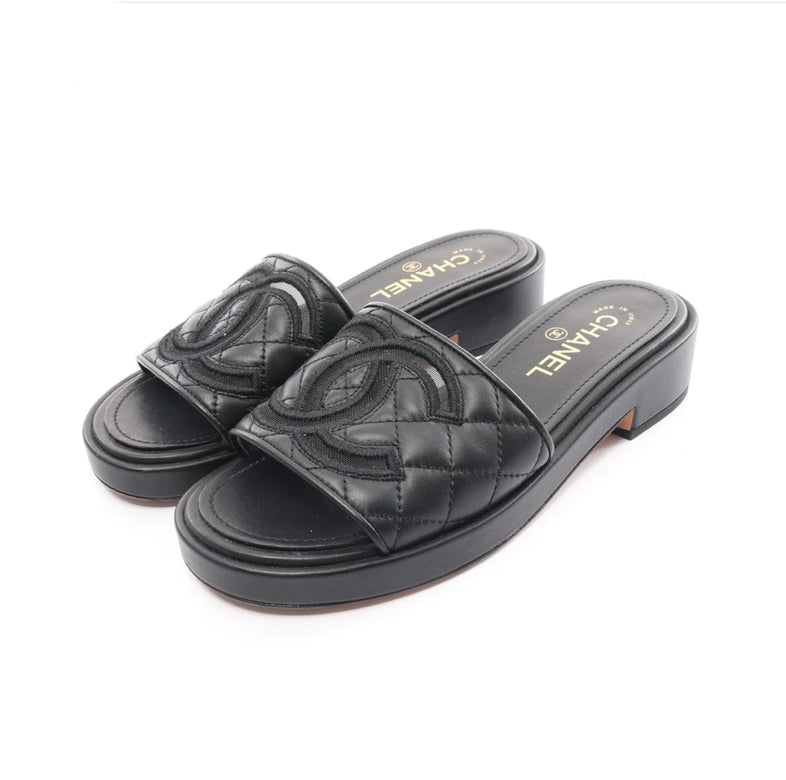 Chanel Black Quilted Leather Sandals Size C Slide Sandals