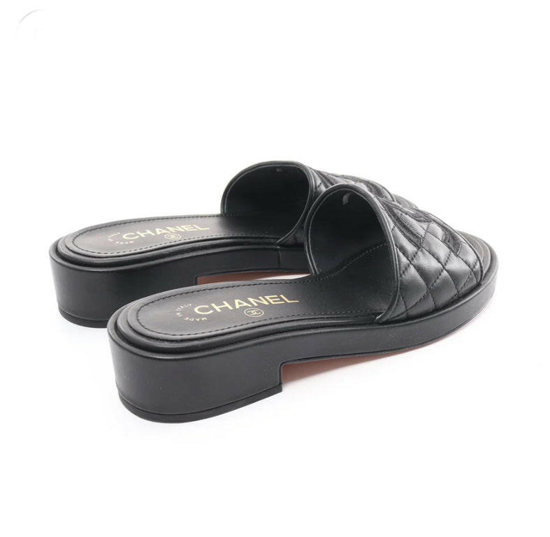 Chanel Black Quilted Leather Sandals Size C Slide Sandals
