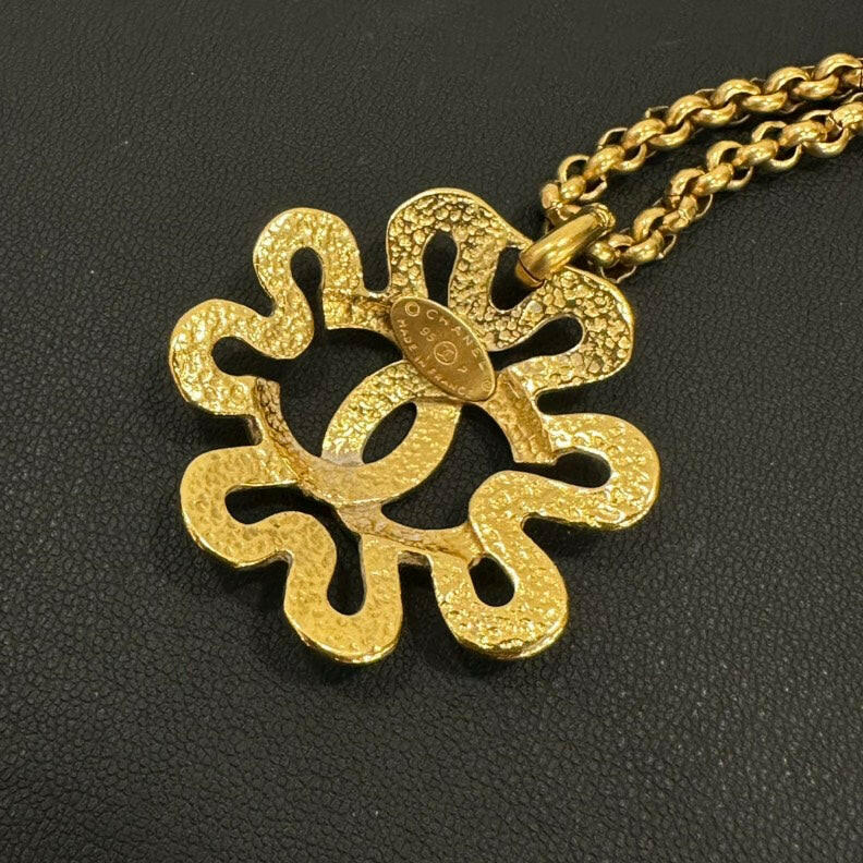 Chanel   Gold Flower Pendant Necklace, -Inch Chain