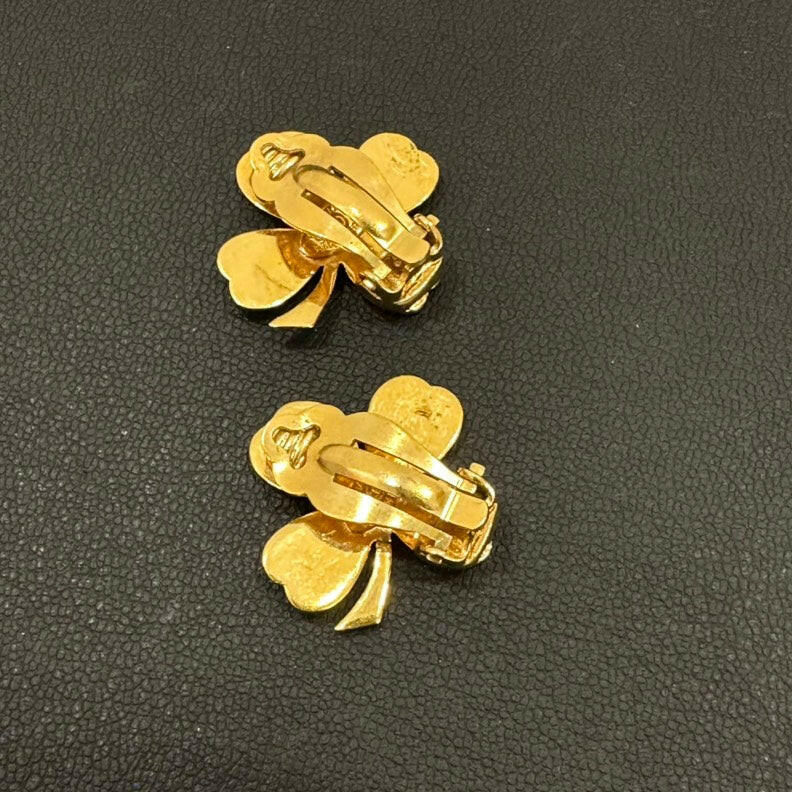 Chanel Clover Clip-On Earrings Gold-Tone Floral Design    Jewelry