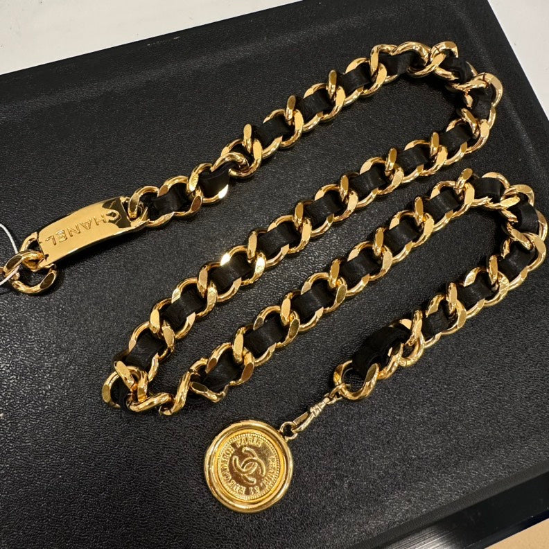 Chanel   Gold and Black Leather Chain Belt cm/”