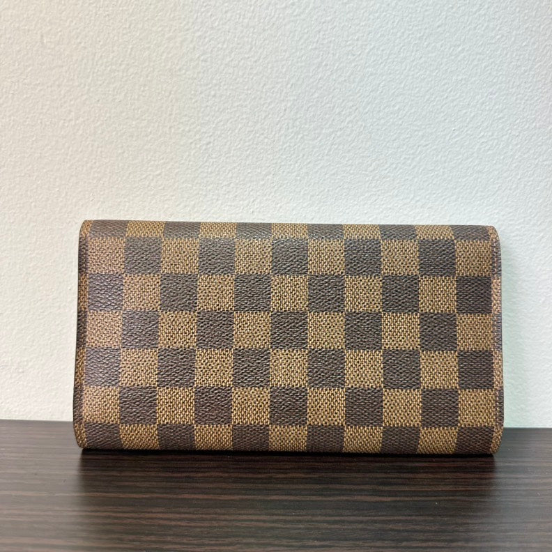 Louis Vuitton Damier Ébène Long Wallet in Brown - Style 4213