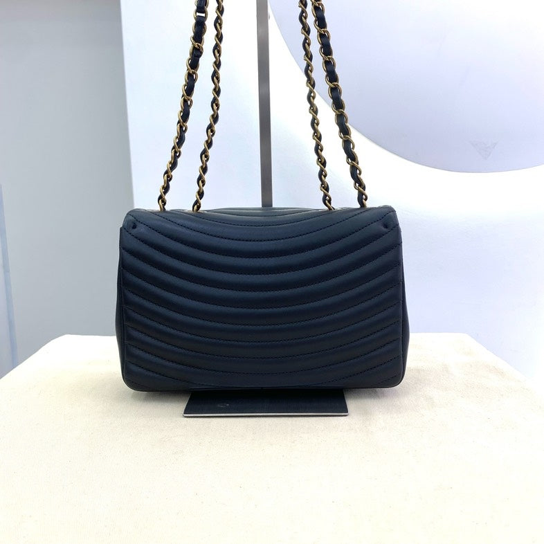 Chanel Black Leather Quilted Flap Bag Medium