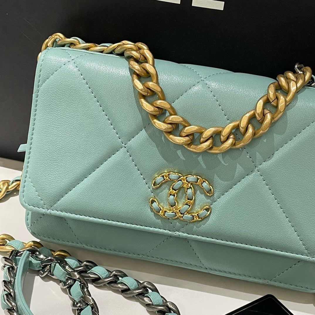 Chanel  Bag Wallet on Chain Mint Green Leather