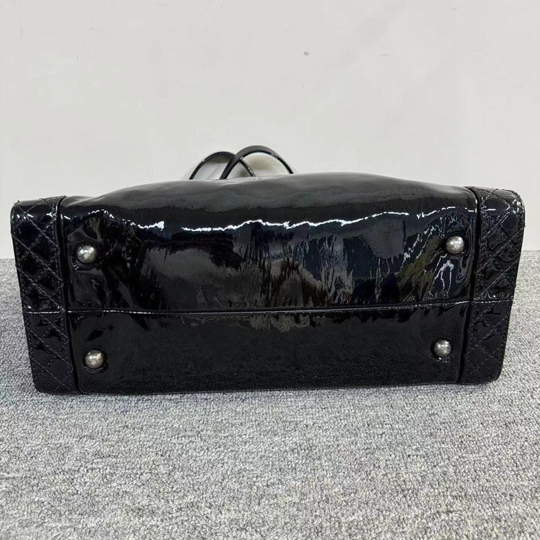 Chanel Black Quilted Leather Chain Tote Bag Medium Size