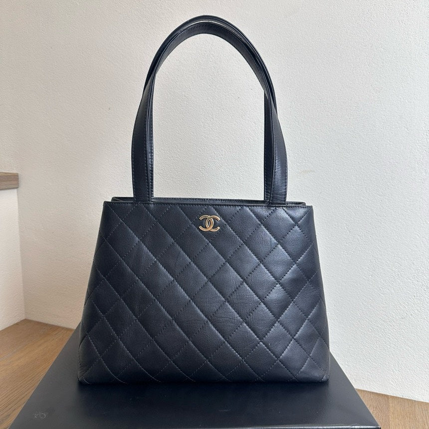 Chanel   Black Leather Kelly Bag