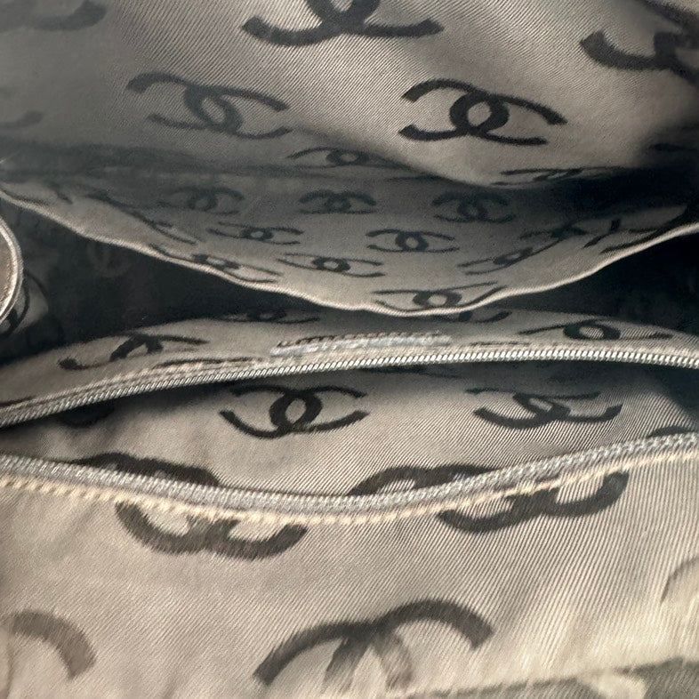 Chanel Black Quilted Leather Handbag Medium