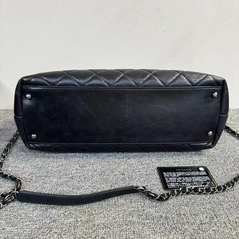 Chanel Classic Black Quilted Leather Chain Bag Medium Size