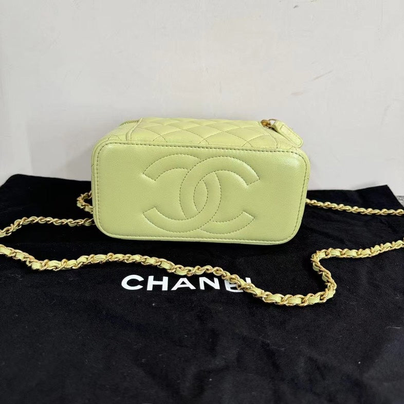 Chanel Lime Green Quilted Leather Vanity Case with Dustbag Small