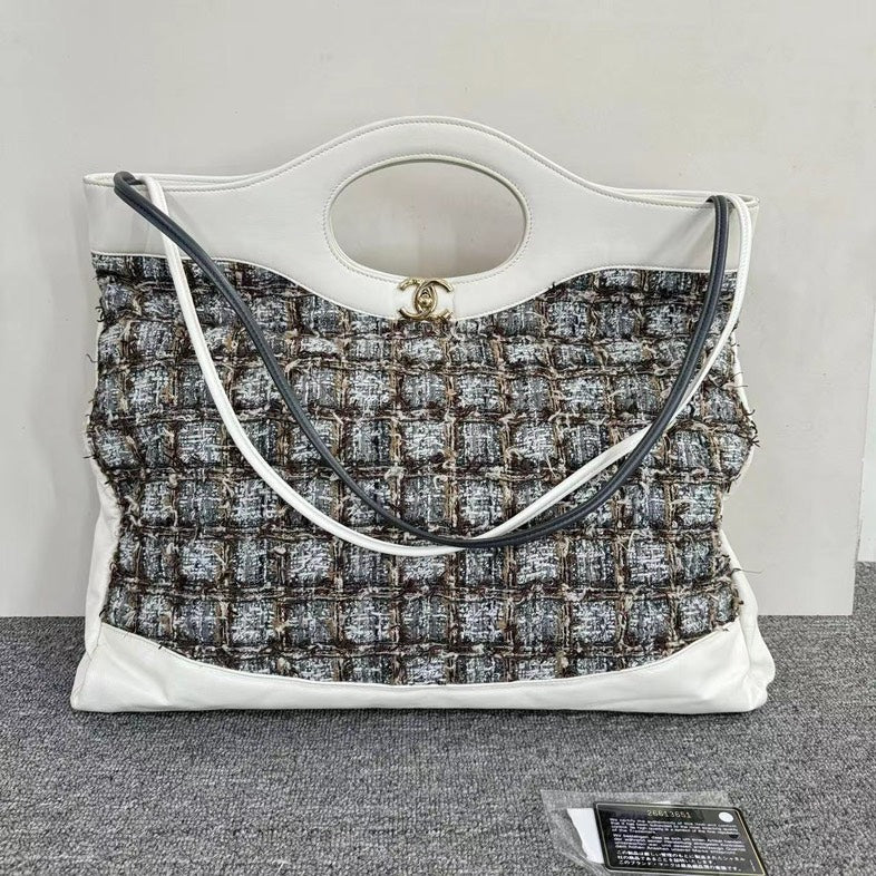 Chanel  Tote Grey and White Tweed and Leather Large Handbag