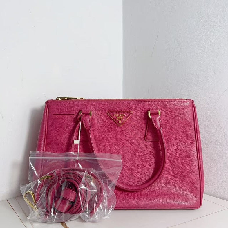 Prada Handbag Galleria Hot Textured Calfskin Crossbody Pink Crossbody Bag