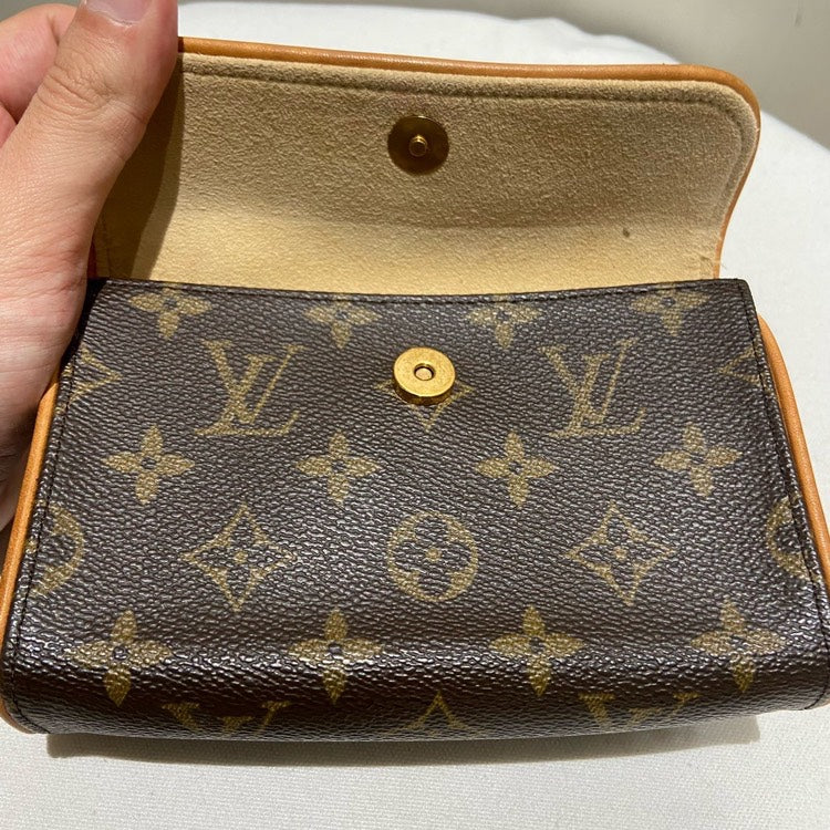 Louis Vuitton Monogram Canvas Chest Bag Brown   Style Small