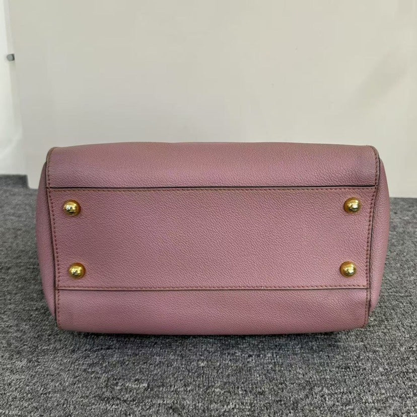 Burberry Luxury Belted Buckle Tote Bag Pink