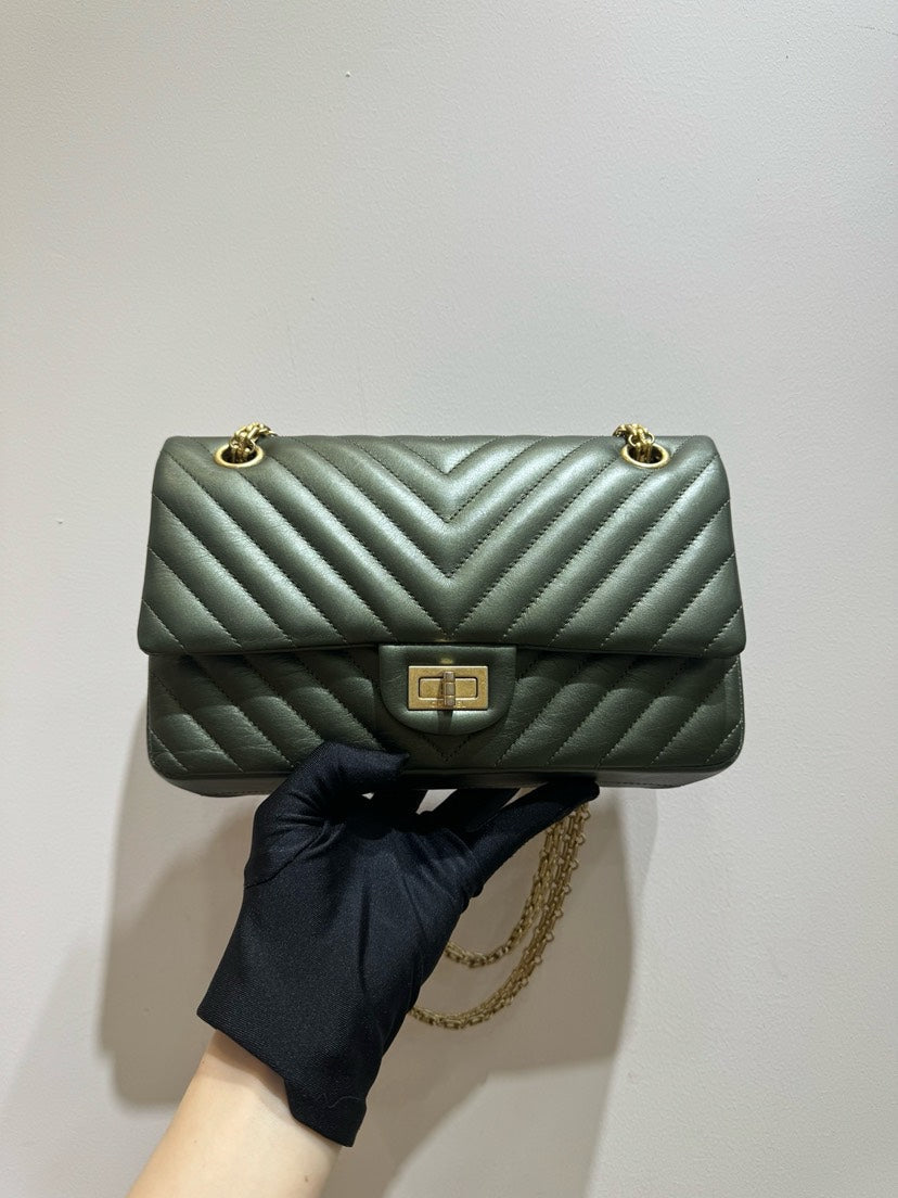 Chanel . Small Olive Green Handbag