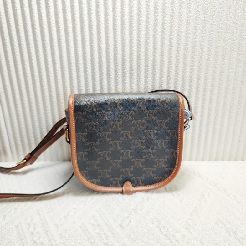 Luxury Classic Crossbody Bag Brown