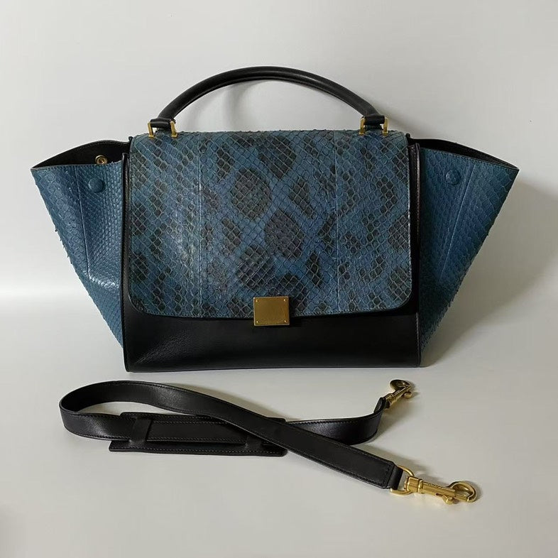 Luxury Two Ways Bag In And Python Leather Black Travel Bag