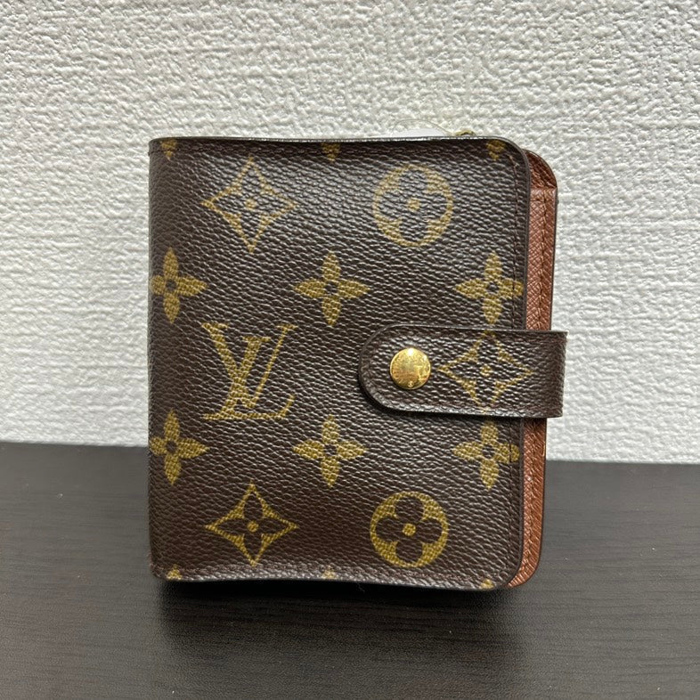 Louis Vuitton Monogram Canvas Brown Wallet V