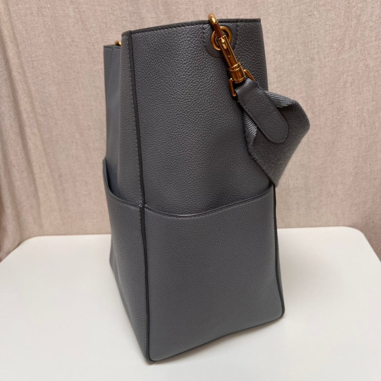 Luxury Bag Gray Shoulder Bag Leather Bucket