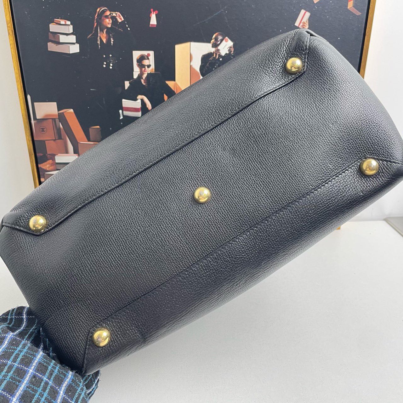 Burberry Newâ Luxury Two Way Bag Travel Bag