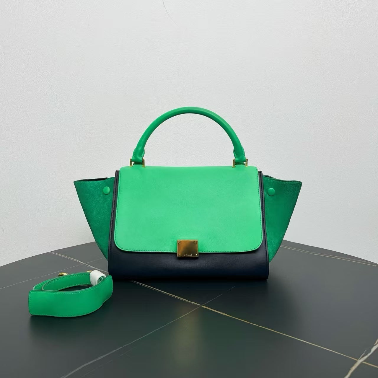Luxury Two Way Bag In Green And Leather Suede Shoulder Bag