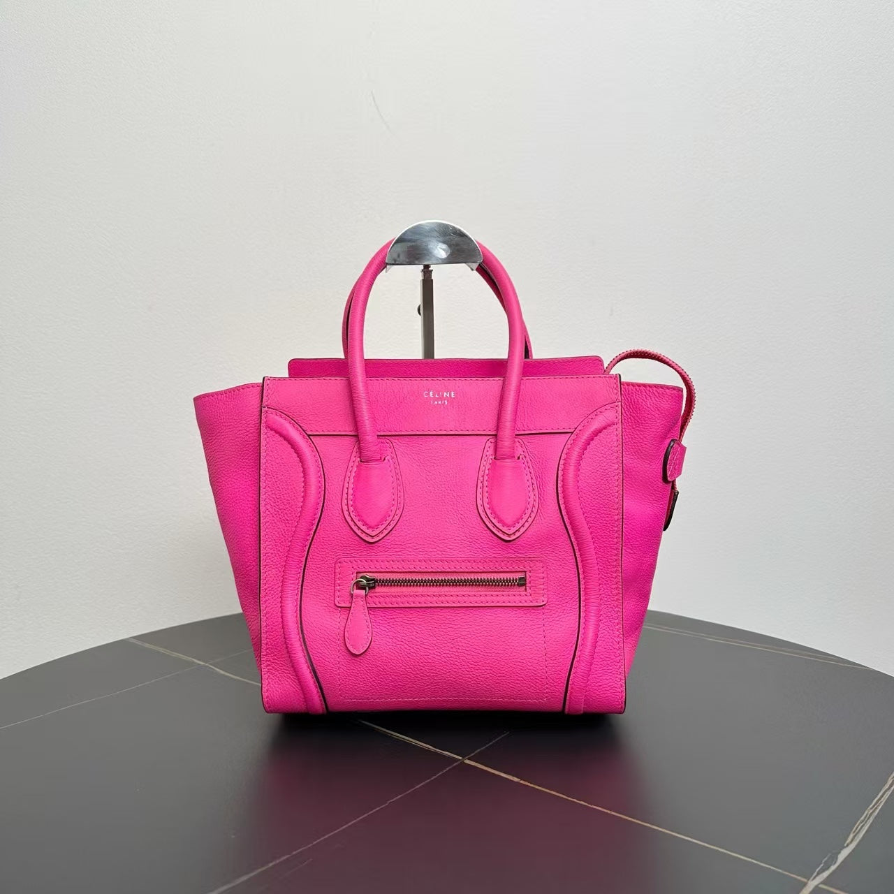 Luxury Luggage Tote Bag In Leather Pink
