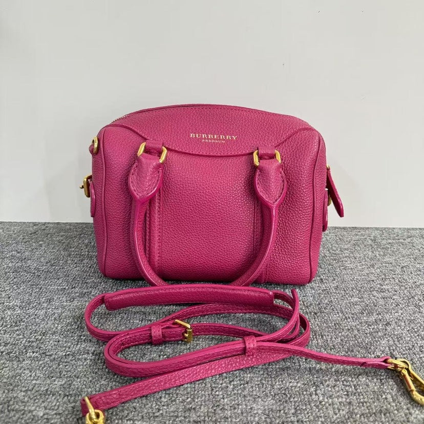 Burberry Luxury Orchard Bag Shoulder Bag Leather Pink