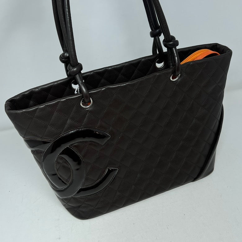 Preloved Chanel AF635 Leather Tote Bag in Black -   Designer Handbag