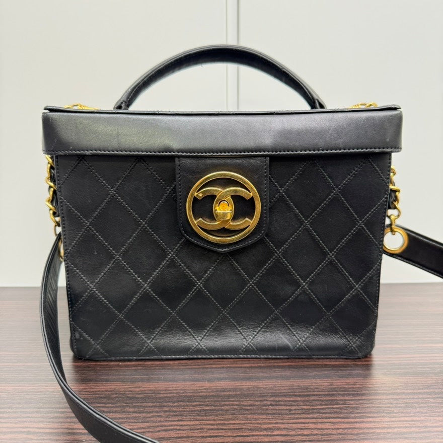   Chanel Lambskin Black way Vanity Case NG - Shoulder/Top Handle Bag