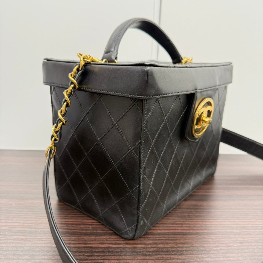   Chanel Lambskin Black way Vanity Case NG - Shoulder/Top Handle Bag
