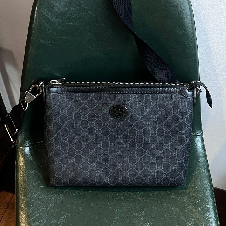 Gucci Leather Crossbody Bag AF655 in Black