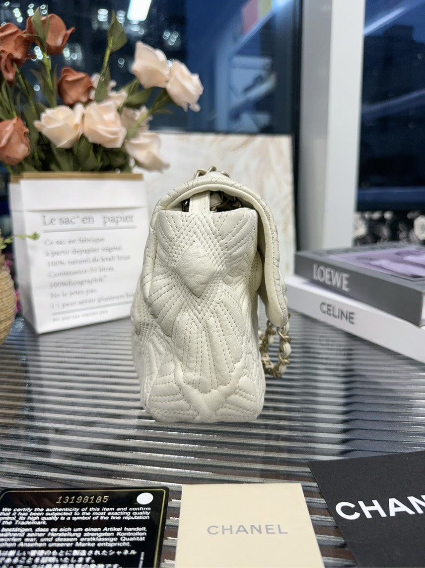 Chanel Classic Flap Bag White Leather Shoulder Bag