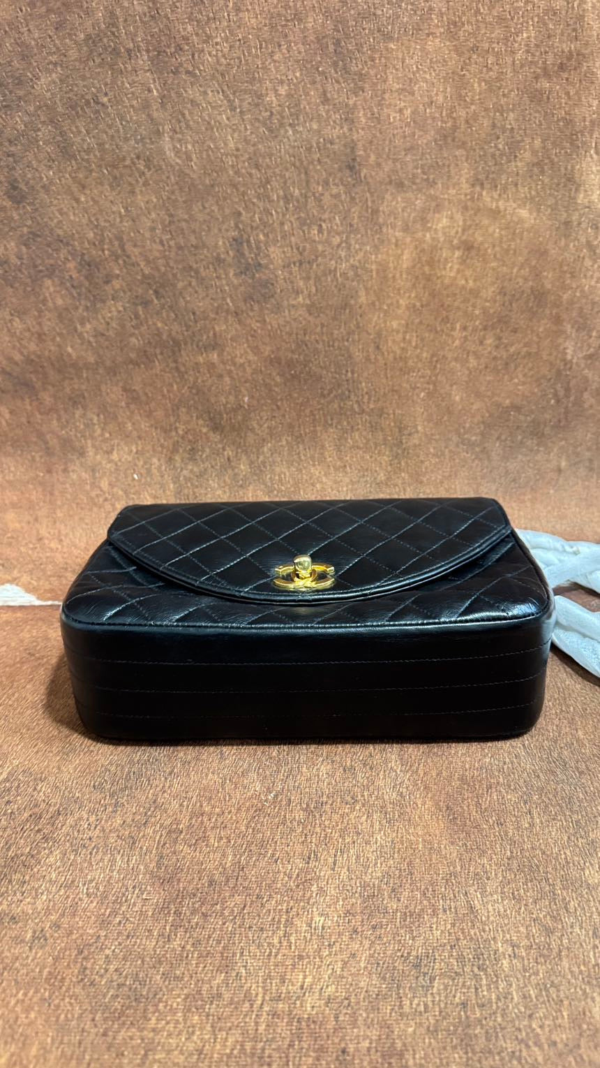 Chanel   Black Flap Bag - Leather Shoulder Bag
