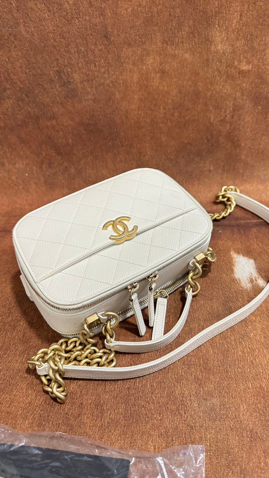 Chanel way Camera Bag Off-White Leather Crossbody