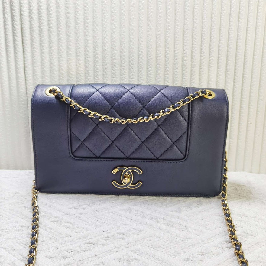Chanel WOC Bag in Navy Quilted Leather Crossbody