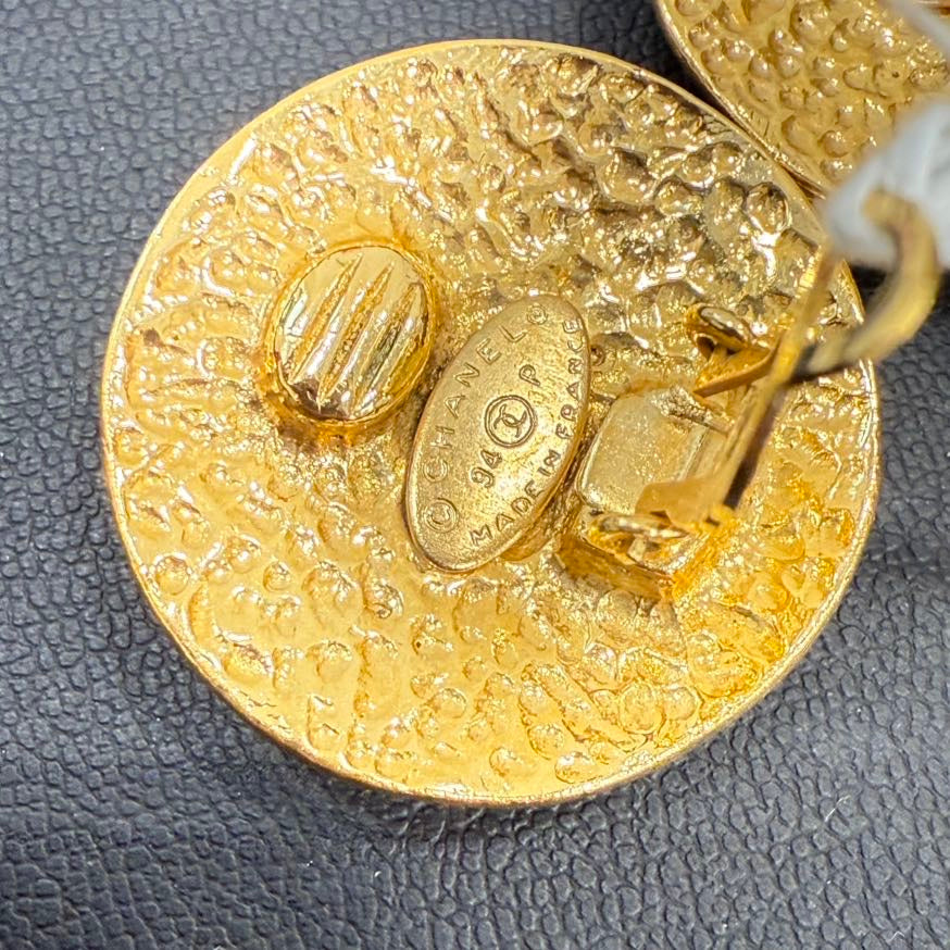   Chanel Coco Clip-on Earrings P FM