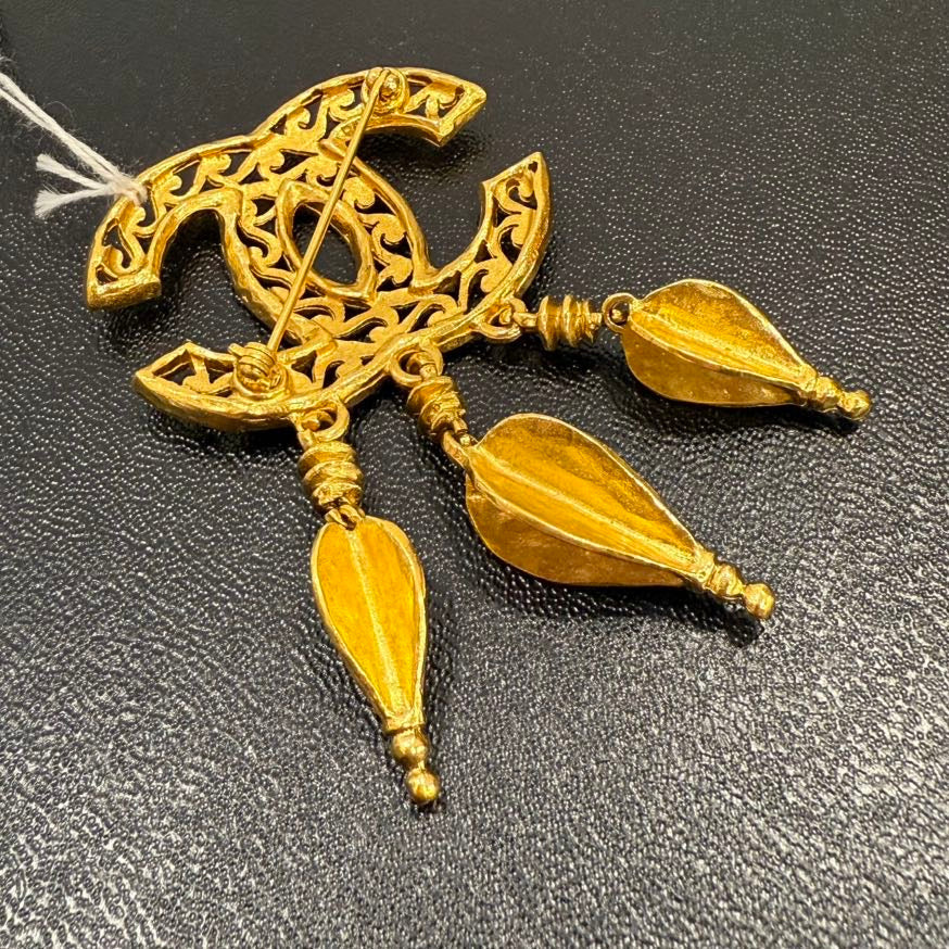   Chanel Coco Brooch A FM
