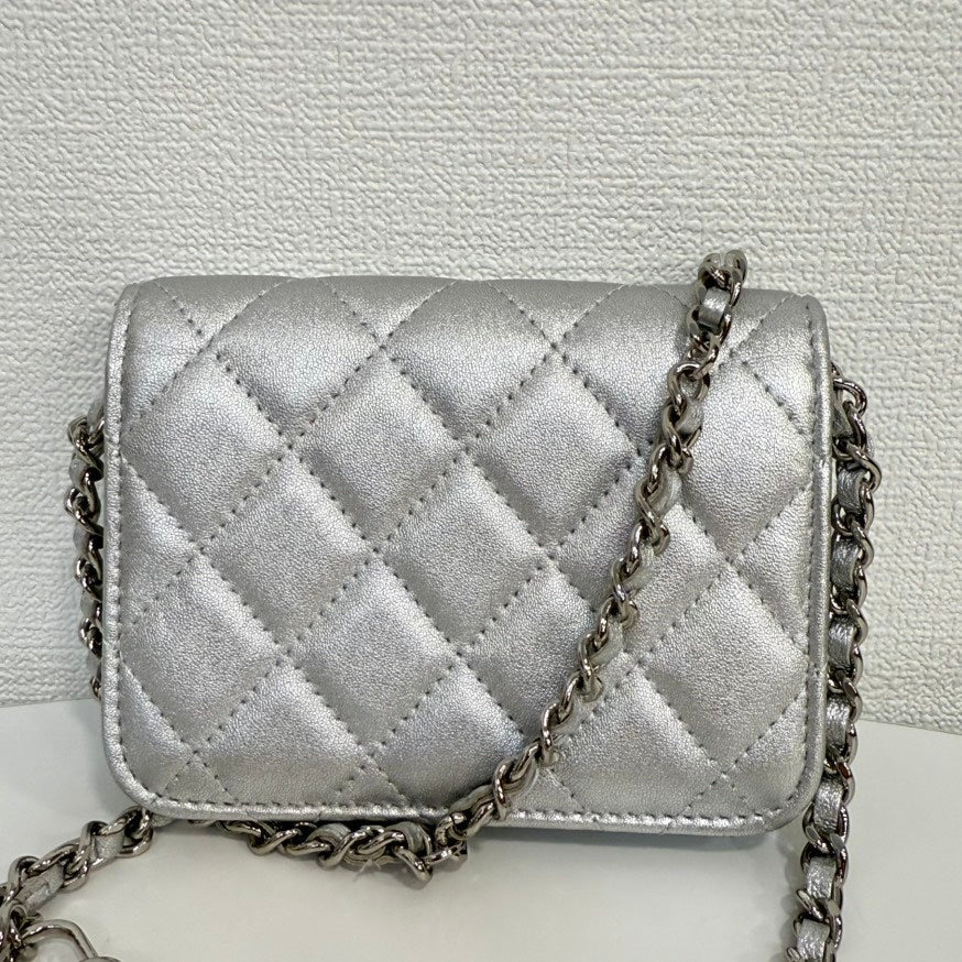 Preloved Chanel Mini Pouch on Chain FM0282 Silver Quilted Leather Crossbody Bag