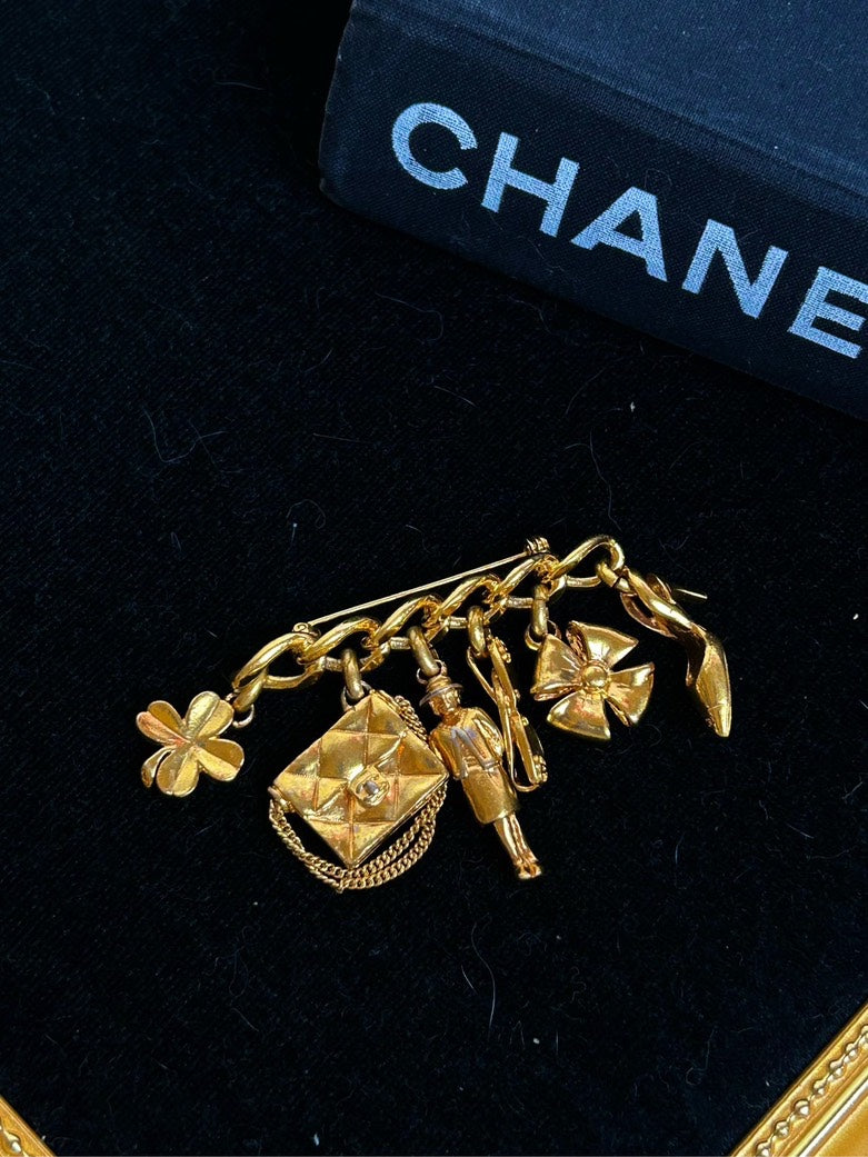 Chanel Four-Leaf Clover Perfume Bottle Multi-Element Brooch Gold