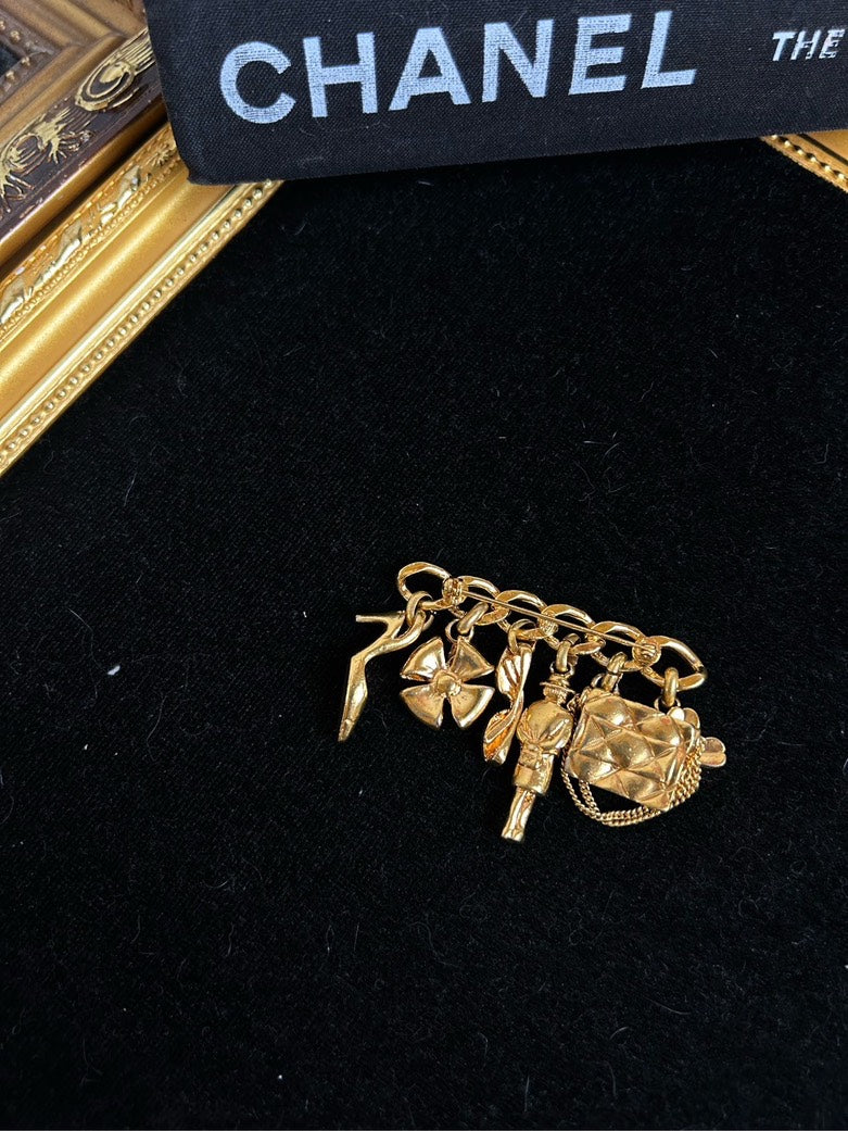 Chanel Four-Leaf Clover Perfume Bottle Multi-Element Brooch Gold