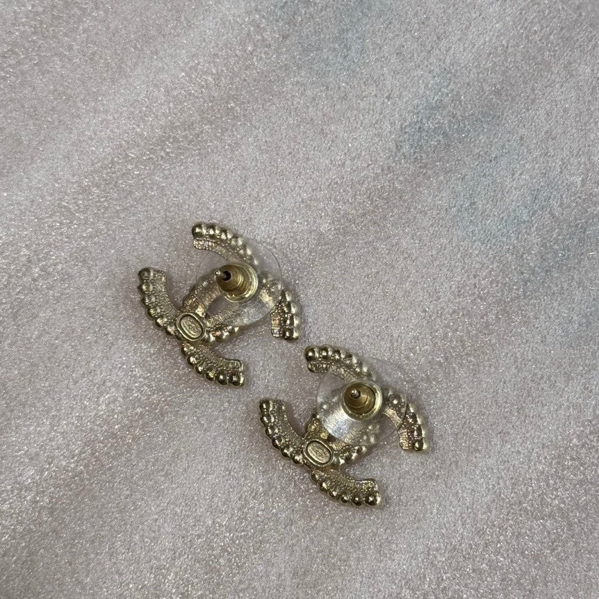 Preloved Chanel CC Logo Lined Row Black & White Strass Earrings
