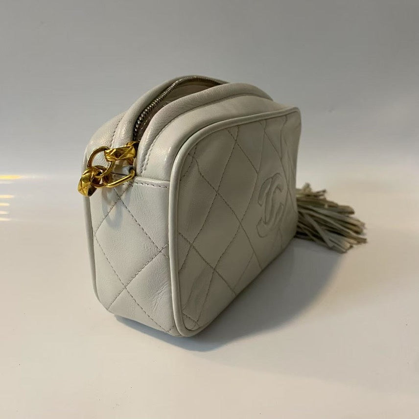 Chanel   Camera Bag Off White Leather Crossbody