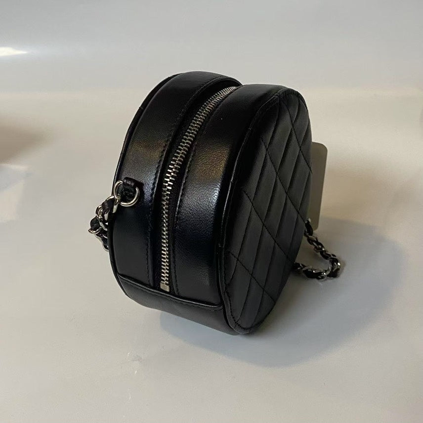 Preloved Chanel Round Quilted Leather Crossbody Bag in Black